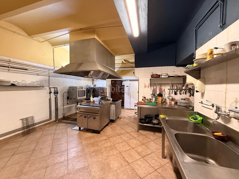 Foto bf64bb11-1a41-4d28-9734-3b6d965d47b7. Edifici a Darnius