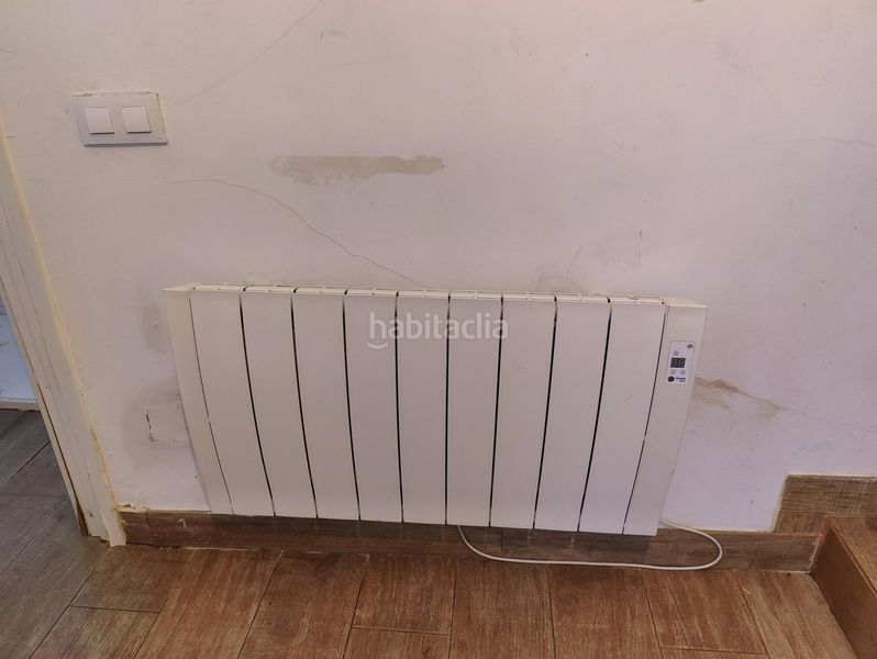 Foto 9b16bc82-9ce8-44f9-a0e0-d1f101af9cbf. Pis amb calefacció a Valdeacederas Madrid