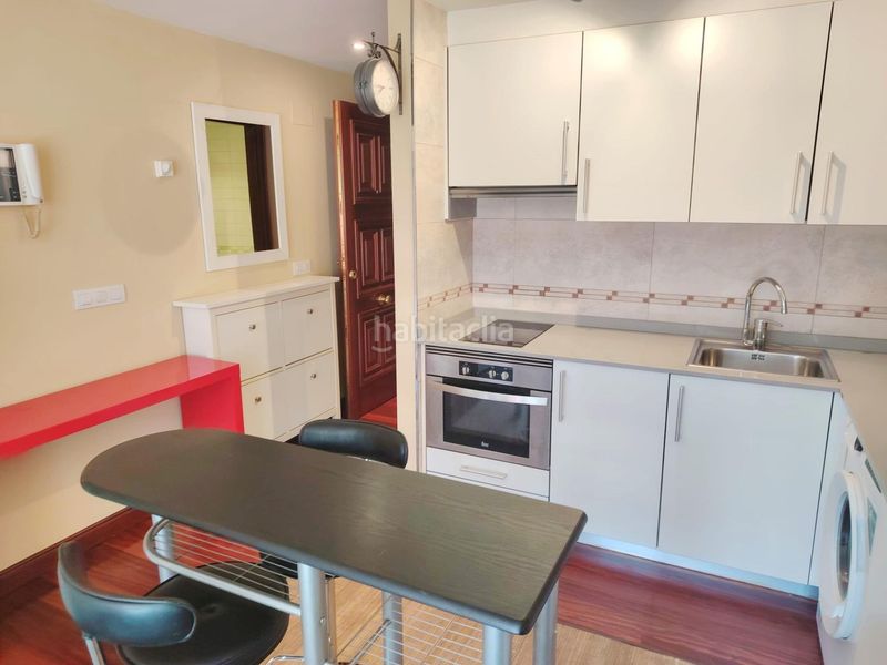 Foto 29e703fc-fb0b-4ef7-8f66-354e9dc701e4. Estudi amb calefacció aparcament a Sardoma - Castrelos Vigo