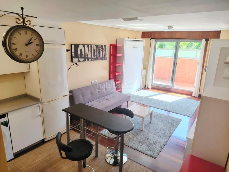 Foto 6472880d-44ee-40ba-9e43-1464f59470fa. Estudi amb calefacció aparcament a Sardoma - Castrelos Vigo