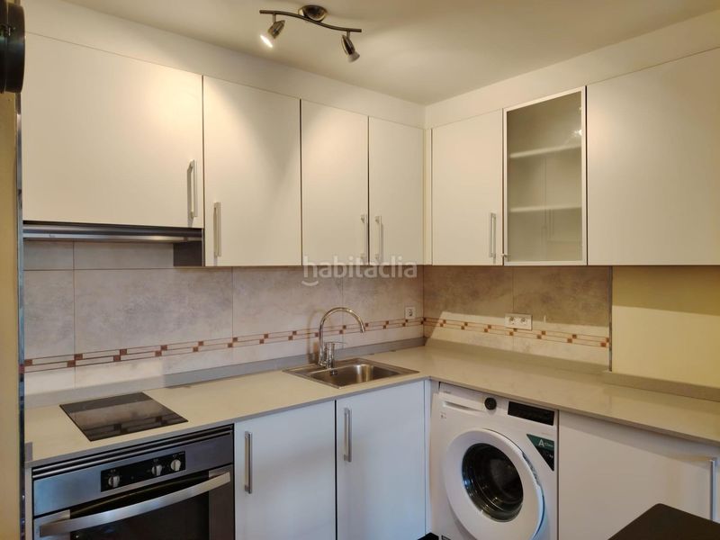 Foto 8dfb9e72-ae40-4dce-99a0-61460fe5d59d. Estudi amb calefacció aparcament a Sardoma - Castrelos Vigo