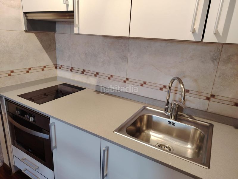 Foto c1f905fe-32d3-4827-a2d2-227764ff7d33. Estudi amb calefacció aparcament a Sardoma - Castrelos Vigo