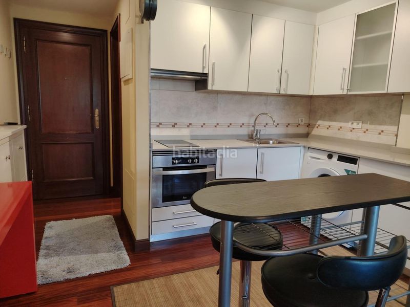 Foto df2c02f0-ef2f-40bf-a0a7-11e1af0c5af4. Estudi amb calefacció aparcament a Sardoma - Castrelos Vigo