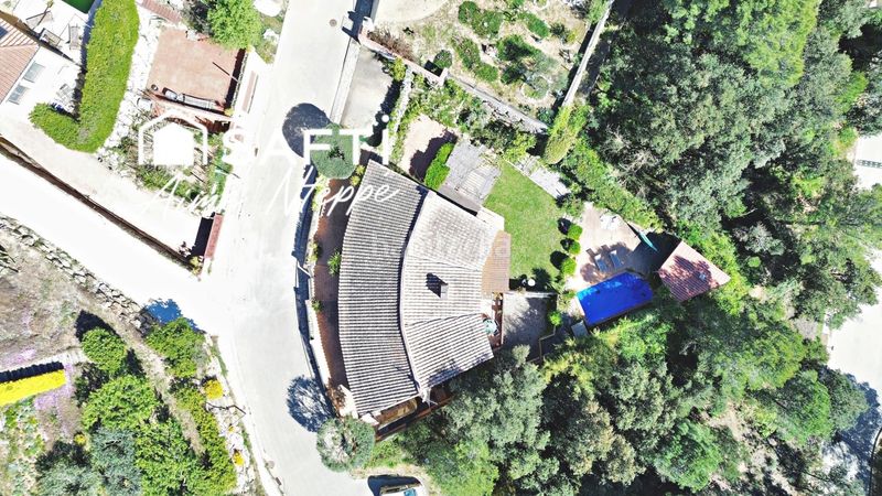 Foto 352516cc-69ac-493c-9a2d-589936da98d0. Casa amb calefacció aparcament piscina a residencial Begur-esclanyà Begur