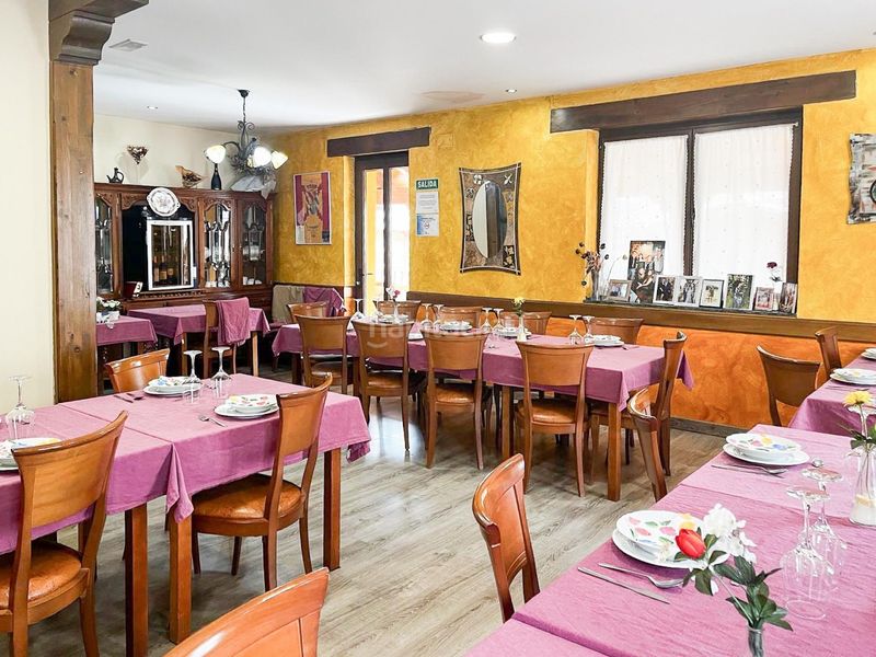 Foto b0672c60-b543-47e6-8c02-ed6630081ff3. Edifici a Rioseco de Tapia