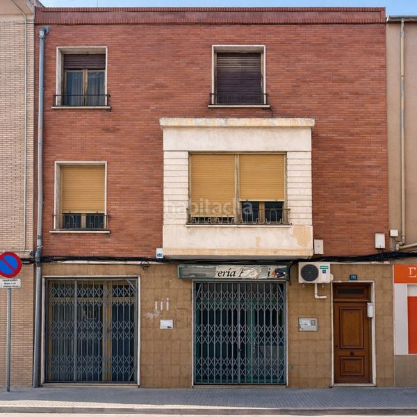 Foto 19656440-340e-4dc8-b436-6e29132c5bd7. Casa adossada a Almansa