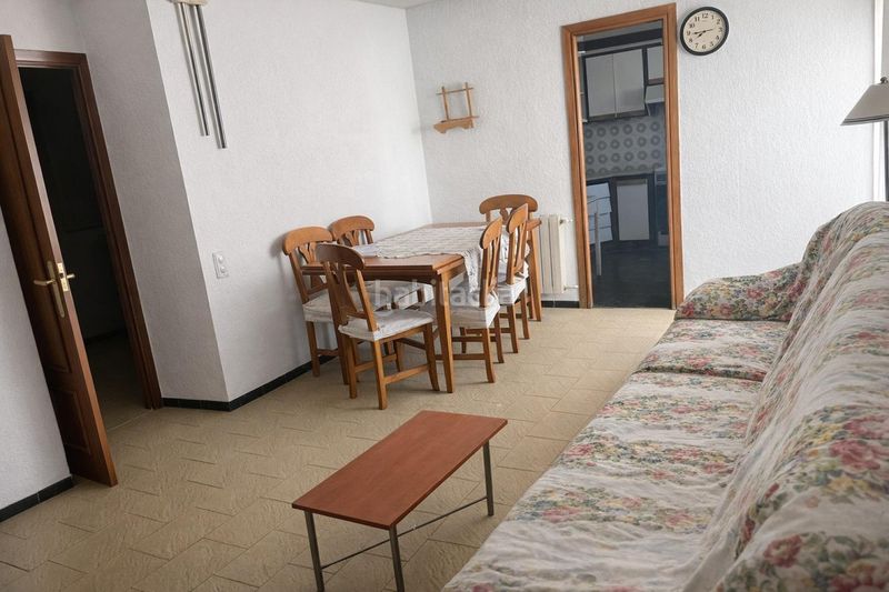 Foto 468cf051-a347-4dcd-aebf-b858aa802754. Casa adossada a Almansa