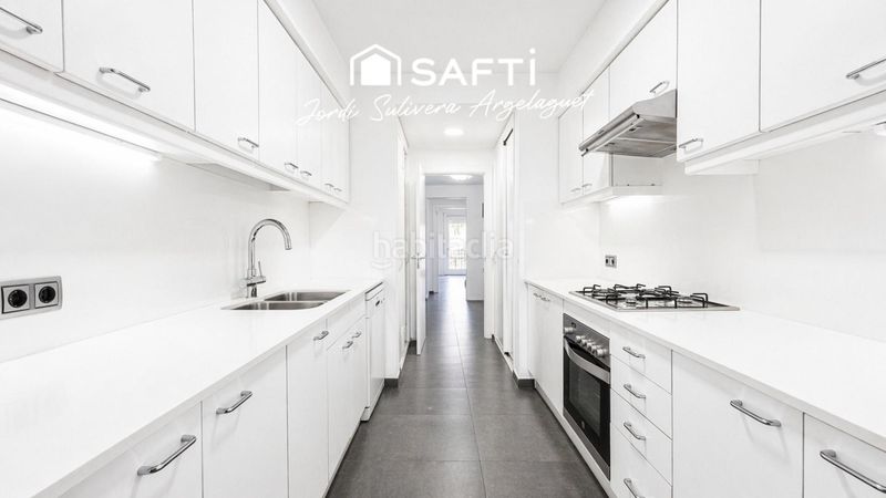 Foto 4df03b22-11b4-417a-a533-bd94eab11749. Flat with heating in Eixample Sud-Migdia Girona