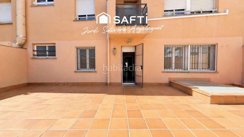 Foto 834ef110-988d-4b86-b556-cc175399ece0. Flat with heating in Eixample Sud-Migdia Girona
