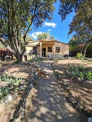 House in Pareja
