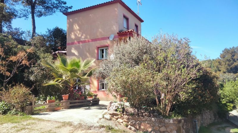 Foto 1145edff-73e4-41ac-82a9-bee8c09fdbf4. Casa amb calefacció a Piera