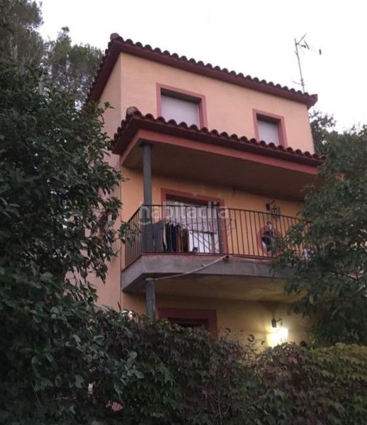 Foto ca48a0f9-01a5-480f-89a4-bddc2ec903b1. Casa amb calefacció a Piera