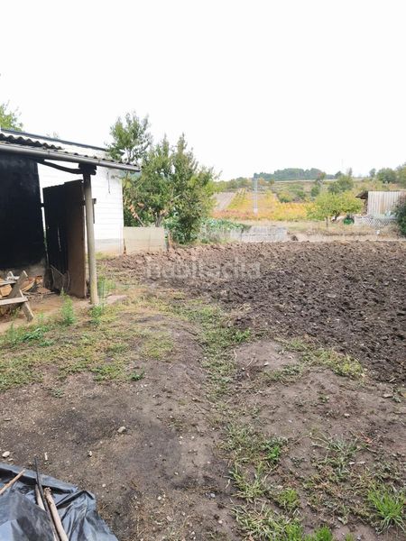 Foto deba4a37-990a-423f-9b25-6e5966685ab6. Casa amb aparcament a Cacabelos