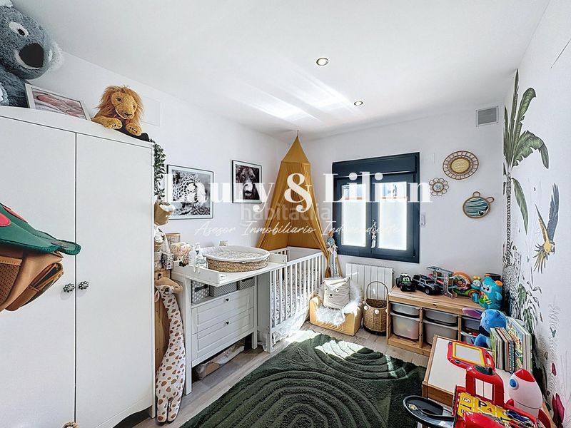 Foto fbd0fd02-bc20-40d9-bbfc-74a7564d9111. Casa amb piscina a Sant Maurici Empuriabrava