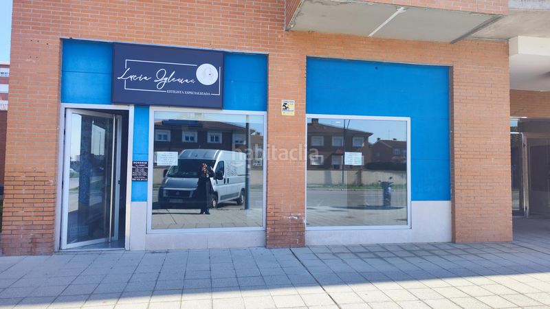 Foto 4bd893b4-6e28-415e-888f-2efa74b2bf59. Local comercial a El Soto León