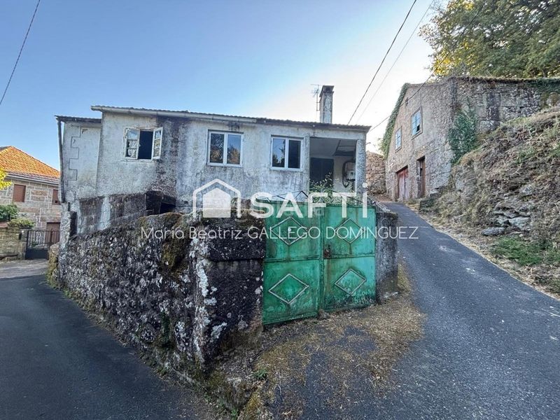 Foto c0216477-52fc-4e54-b5e3-5d2777f30d95. Masia a Cañiza (A)