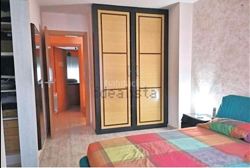 Foto a1eab479-7978-49f0-aeb1-c8aac7ee63d1. Casa adossada amb aparcament a Zuera