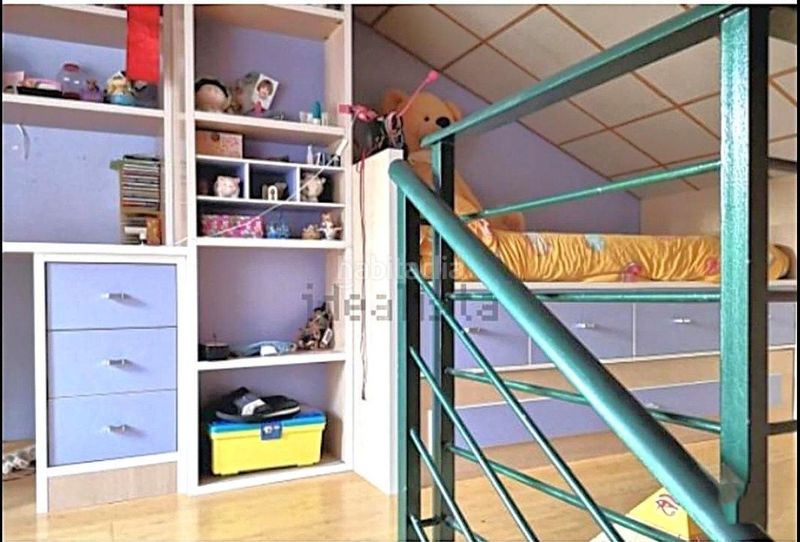 Foto daf085a0-17cc-462f-968e-a03855ca1540. Casa adossada amb aparcament a Zuera