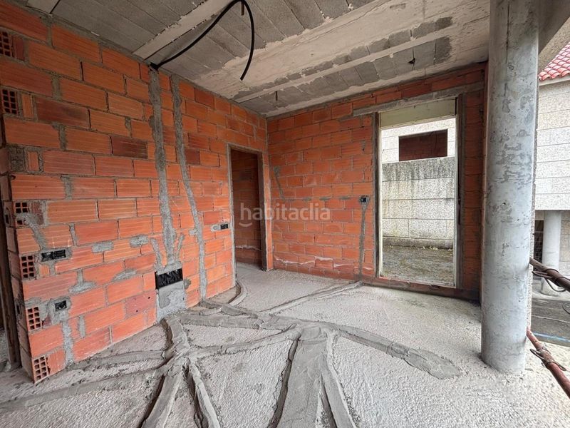 Foto 5fcaf08b-f662-4258-a651-f9c8fc1517dd. Casa amb aparcament a Moaña