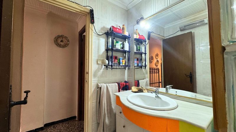 Foto a3cebf05-a089-4158-b7c4-c68abf48a7ea. Flat in Plaza Castelar - Mercado Central Elda