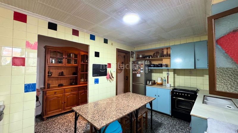 Foto f0009ea4-3a49-49d4-9d9f-a3e629fb8e37. Flat in Plaza Castelar - Mercado Central Elda