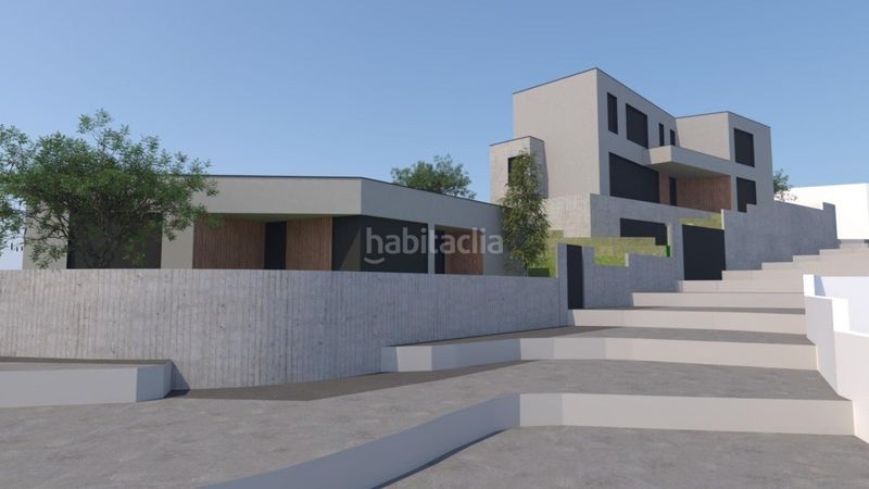 Foto f0931b02-4547-4e5d-8897-a44cdadb90e2. Casa a Valadares - Beade Vigo