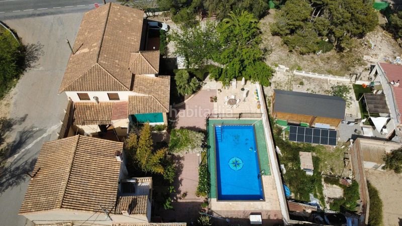 Foto 4bf85109-45d7-482e-be2e-fffe85589646. Casa amb piscina a Monòver
