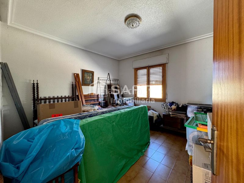 Foto 636bf869-375a-41d6-a997-4a7c1df797c6. Casa amb piscina a Monòver