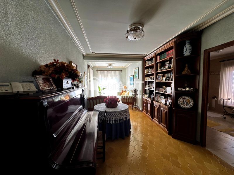 Foto 6e86a475-c5a8-41a1-ac98-c40c3a4c2f69. Casa amb piscina a Monòver