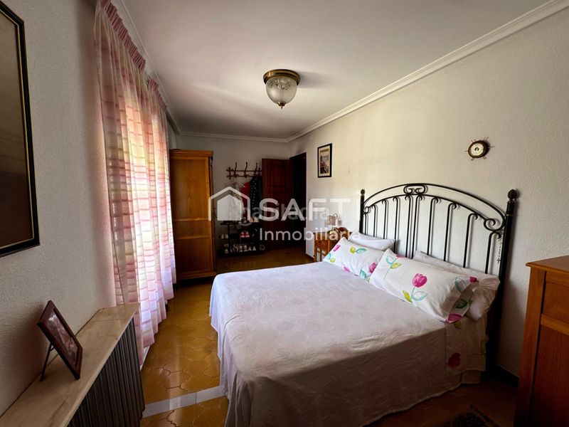 Foto bfd95018-bc4c-4fb5-bff7-3bf6077ea3d1. Casa amb piscina a Monòver