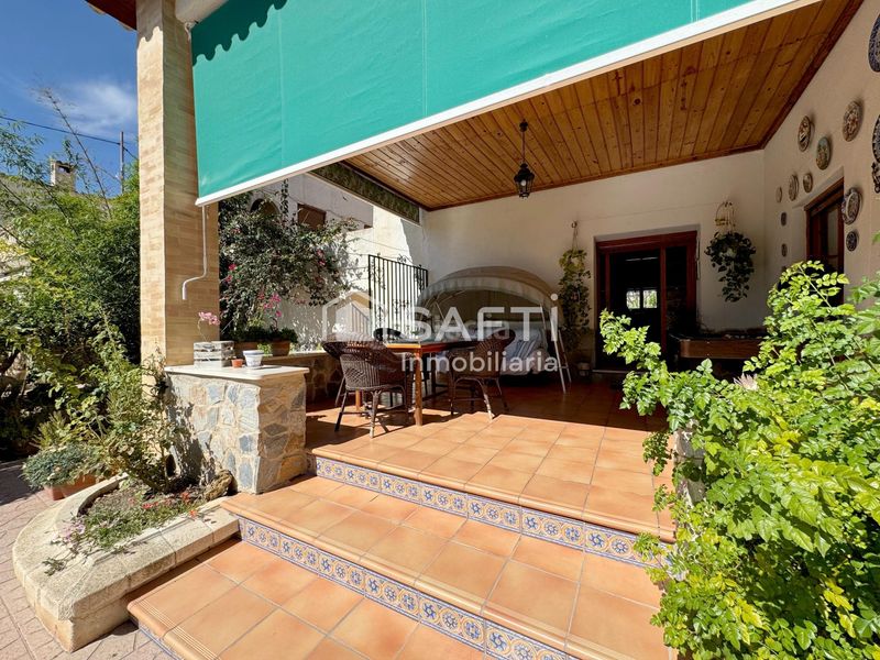 Foto c63d5b66-d020-466f-9cef-c29701c4f5b3. Casa amb piscina a Monòver