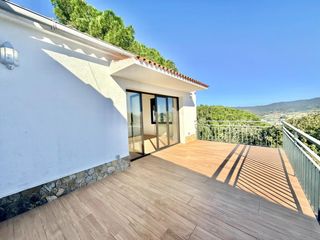 Casa a Torre Valentina-Mas Vilar de La Mutxada-Treumal