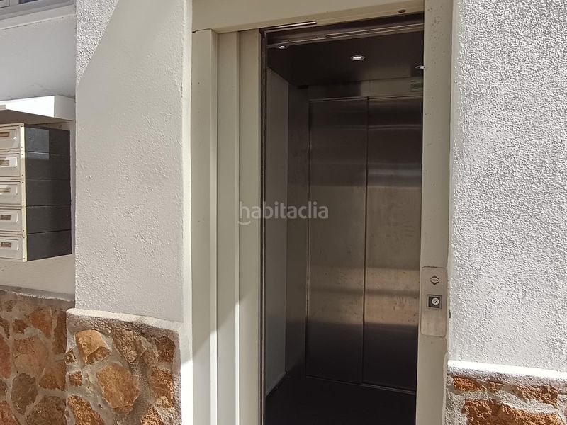 Foto d74ee99e-1861-429f-a6e7-19189675a43f. Pis a Passeig Marítim Miami Platja