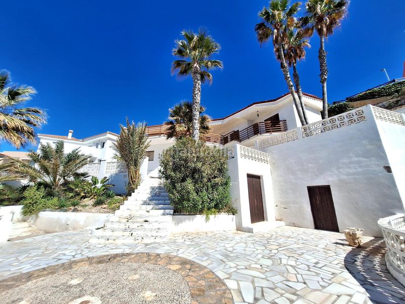 Foto c04be0d9-d5ab-40b0-a698-f734ee85b06a. Casa amb calefacció aparcament a Pulpí