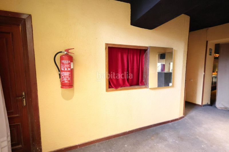 Foto 4ceb4fe8-7136-4662-85fa-93a03c96a1fb. Edificio en Noceda
