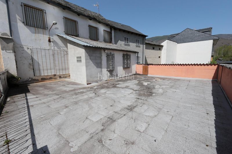 Foto 101e3c8f-e6dd-4edf-bc7a-55d7beec7db2. Edifici a Noceda