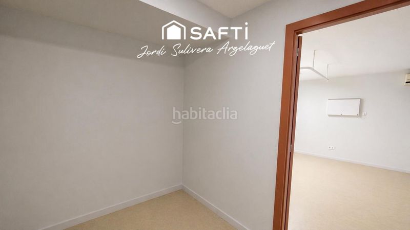 Foto 65990e74-ad85-4967-a3c3-3a85e7128af8. Local comercial a La Devesa Girona