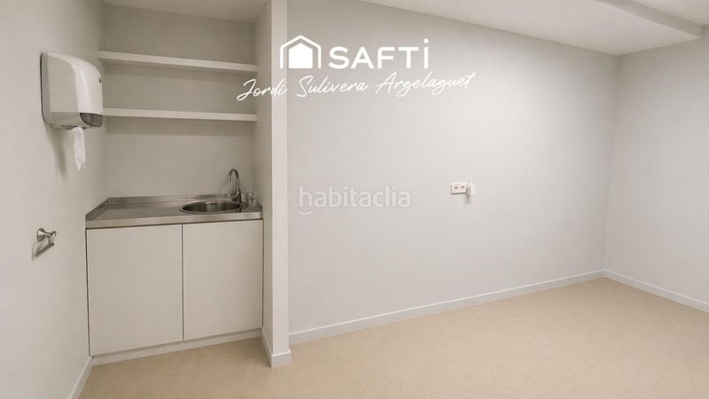 Foto d85875ef-cfeb-442c-8f14-4f1140f3f74a. Local comercial a La Devesa Girona