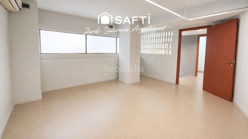 Foto e98a792c-fa29-4f56-bc36-03e46d628e58. Local comercial a La Devesa Girona