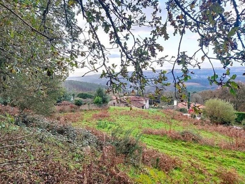 Foto 228538f5-e454-4d51-8c4d-5b4422647a52. Masia a Estrada (A)