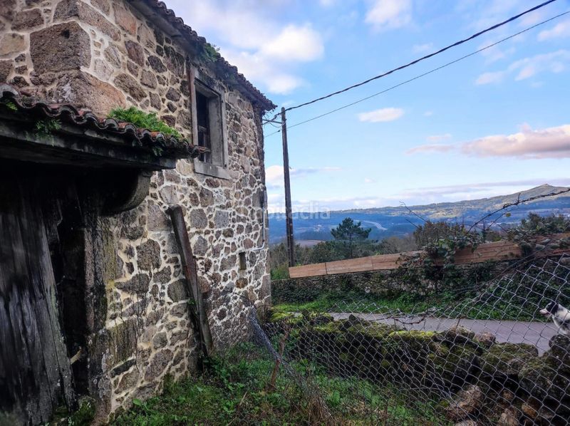 Foto b8258c5b-b856-47d5-b540-5bf05a74b57c. Masia a Estrada (A)