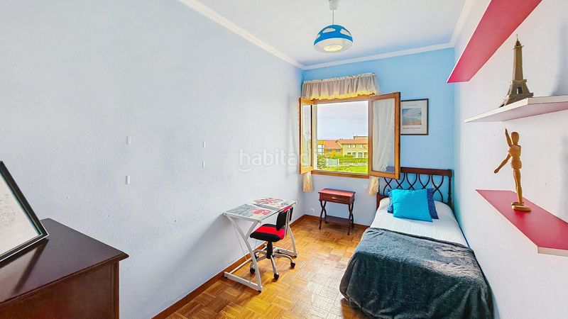 Foto dc5f5e28-5eb7-4efe-8e71-a17033d8705c. Pis a Cudillero