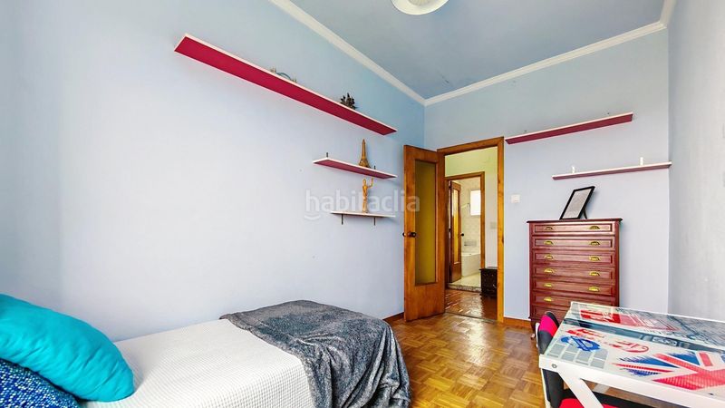 Foto f36fde68-1bbb-4c94-89e0-1451aeaa713d. Pis a Cudillero