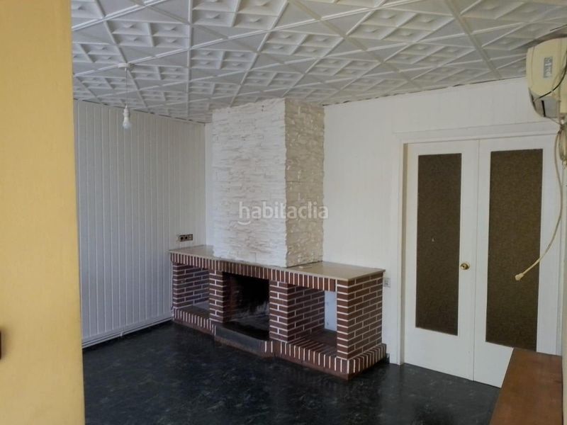 Foto 334d4c9c-7d2f-4dc9-b013-fcc923733bb0. Casa amb aparcament a Sallent