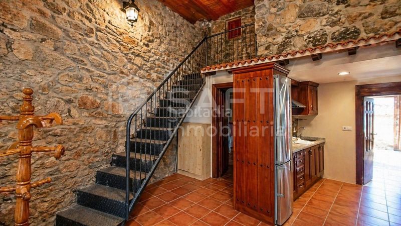 Foto b4e74f73-9c6b-4e0d-a717-3d7050ad95c8. Masia a Bermellar