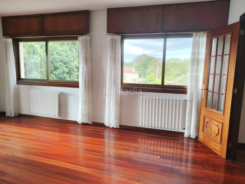 Foto af77f57a-79eb-4125-8346-1e50b18a315c. Casa amb calefacció aparcament a Navia Vigo