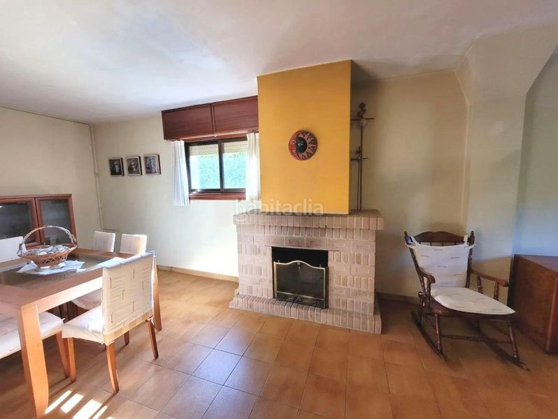 Foto b164f053-e28e-41e0-8470-875d73dc2c3f. Casa amb calefacció aparcament a Navia Vigo