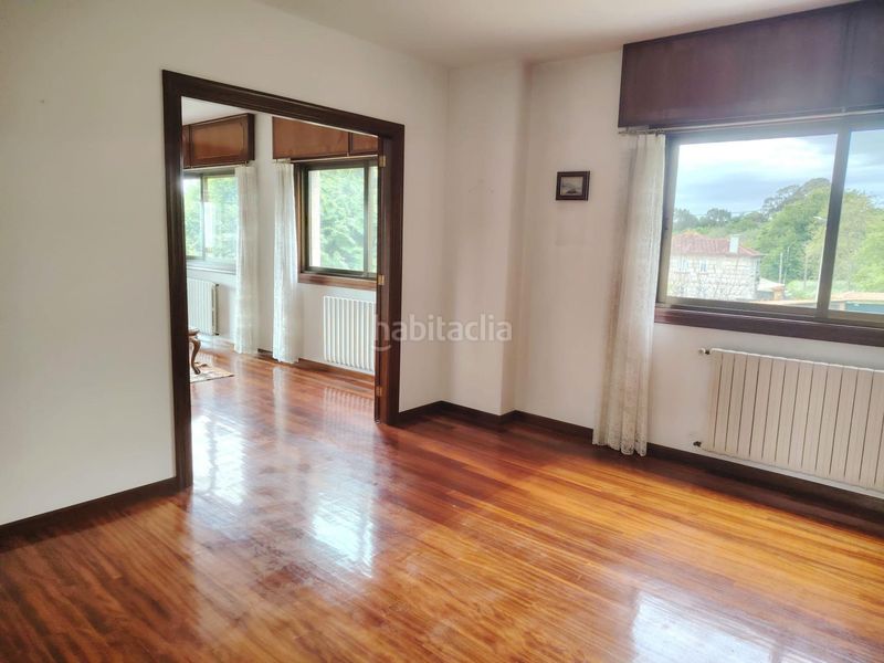 Foto d3cc3596-ab17-4953-9174-a0e6aeb2d61b. Casa amb calefacció aparcament a Navia Vigo