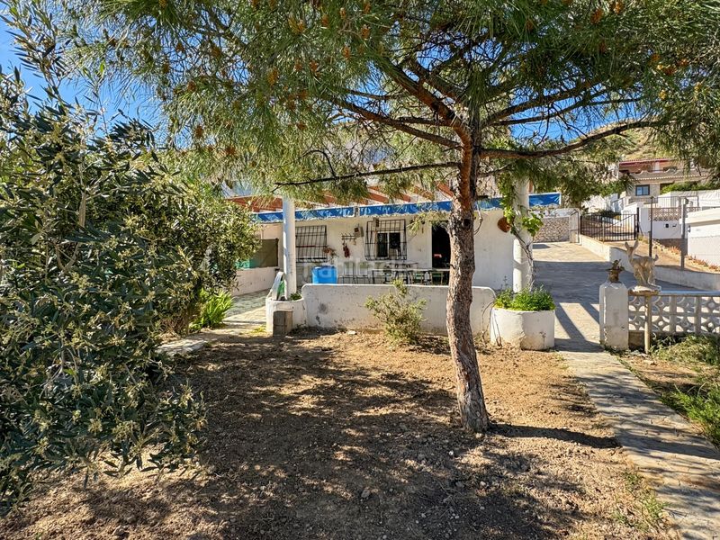 Foto 44d28a15-4c06-4265-b84c-c6c07b0adf27. Casa adossada amb aparcament a Pueblo Acantilado-Lanuza Campello (el)