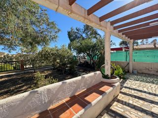 Casa adossada a Pueblo Acantilado-Lanuza